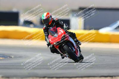 media/Mar-28-2022-Superbike Trackdays (Mon) [[b8603d0f67]]/Novice Group (1130am-12pm)/Turn 2/